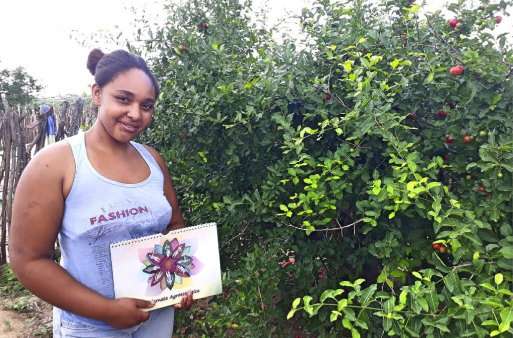 CADERNETA AGROECOLÓGICA REVOLUCIONA A VIDA DE MULHERES CAMPONESAS￼