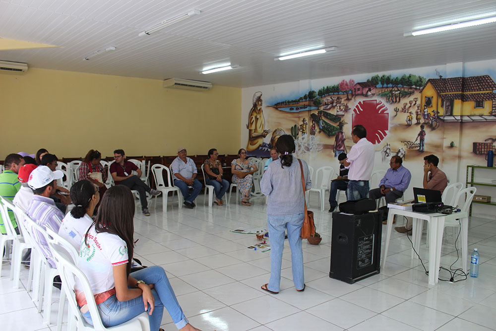 SEMINÁRIO DISCUTE O POTENCIAL DA ENERGIA SOLAR PARA O BEM VIVER NO SEMIÁRIDO￼