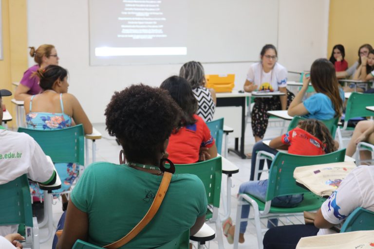 XIV FEIRA DA AGRICULTURA FAMILIAR RECEBE O LANÇAMENTO DA MOSTRA DE FILMES DA CARAVANA CINEGÊNERO – 10.000 KM DE DIREITOS￼